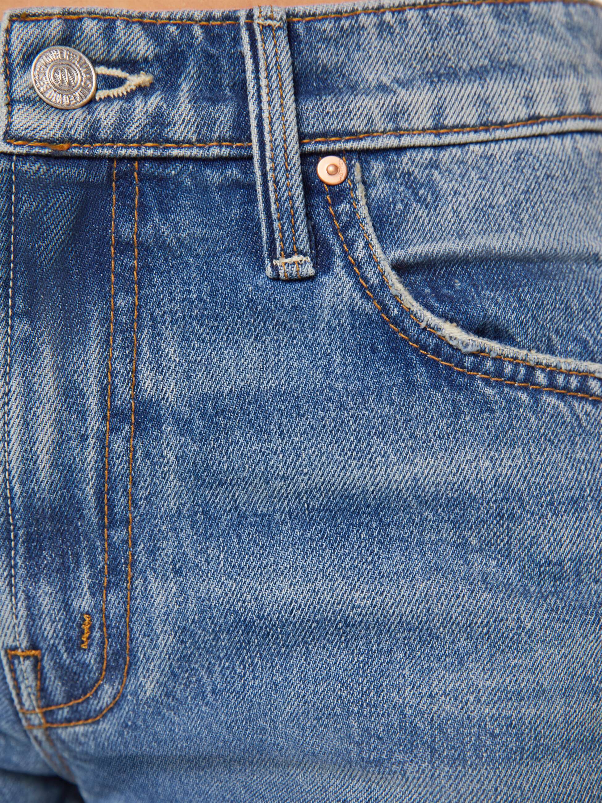 The Bookie Heel - Ironing Things Out - Image 6