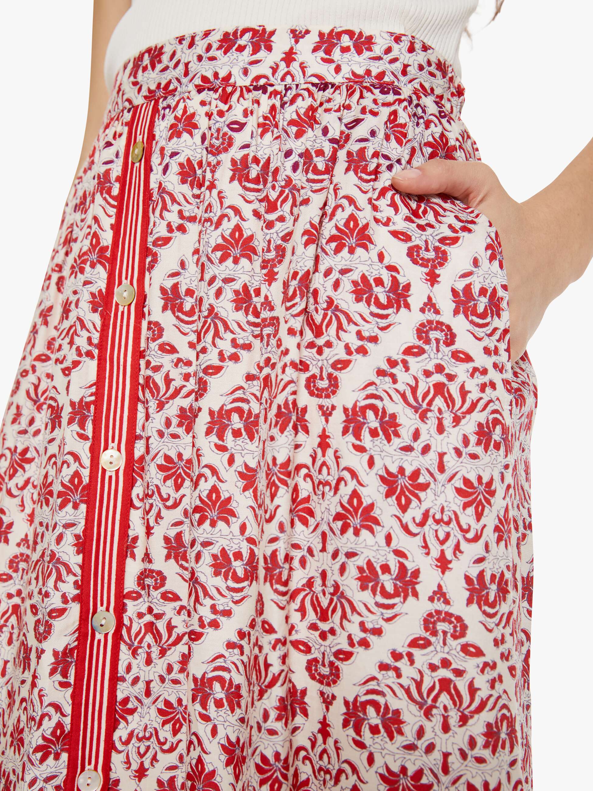 XiRENA Taryn Skirt - Crushberry - Image 5